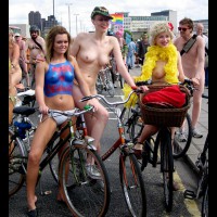 Pic #1 Street Voyeur:&nbsp;Nude Bike Ride
