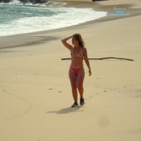 Pic #10 Topless Amateur:&nbsp;Hot Carolina @ The Beach