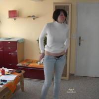 Pic #2 Nude Neighbor Easy Strip