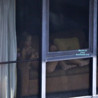 Street Voyeur:&nbsp;Hotel Hotties!