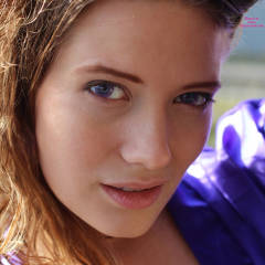 Pic #1 Nude Amateur:&nbsp;Looking For An Audience