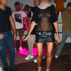 Pic #1 Elena In Vacanza - Elena At Holidays - Public Exhibitionist, Public Place, See Through