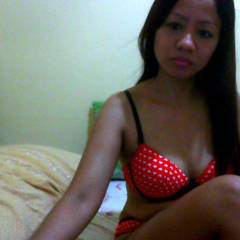 Pic #4 Hot Filipino Milf Got Naughty At Home - Brunette