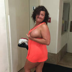 Pic #5 Yet More MB - Big Tits, Brunette