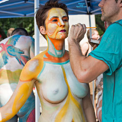 Body Painting - New York City On A July Saturday - Nude Girls, Big Tits, Brunette, Outdoors, Public Place