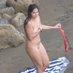 Pic #5 More Vacation fun - Nude Girls, Beach, Brunette, Outdoors, Beach Voyeur