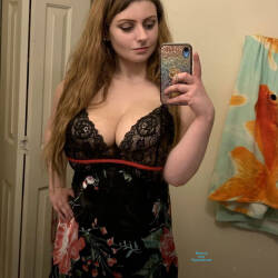 Pic #2 Just Selfies - Big Tits, Brunette, Amateur