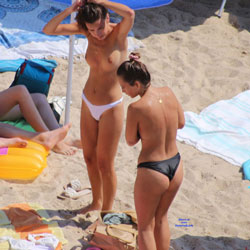 Pic #4 A Wonder In White - Topless Girls, Beach, Big Tits, Brunette, Outdoors, Beach Voyeur