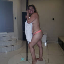 Pic #4 La Senora Bailarina - Nude Amateurs, Brunette, Mature, Shaved, Amateur, Medium Tits