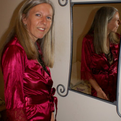 Pic #1 Michelle - Red Robe - Amateur, Ass, Blonde, Flashing, Flashing Tits, Girls Stripping, Lingerie, Milf, Milf Ass, Natural Tits, Nude Amateurs, Nude Wives, Pussy, Shaved