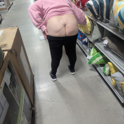 Pic #5 Enjoys Flashing