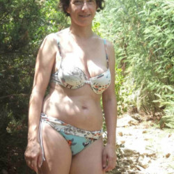 Pic #5 bikini and topless 2