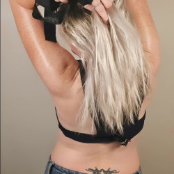 Pic #3 Blonde Red Black