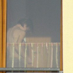 Pic #4 Voyeur