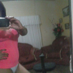 Pic #4 La morena 22