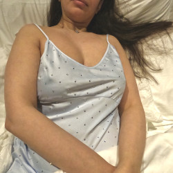 Hot milf waiting for you in the bed