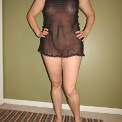 Pic #3 Sexy 61 year old gilf