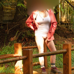 Pic #1 Bottomless or Nude?