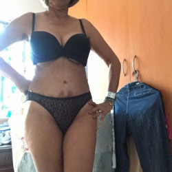 Pic #3 La secretaria 2