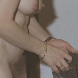 Pic #9 Wie immer nackt.