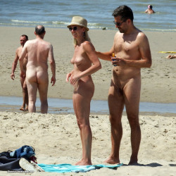 Pic #1 lady with hat