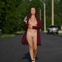 Pic #1 Nude walking