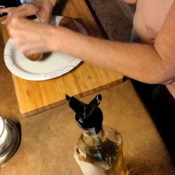 Pic #5 Korin nude around the house