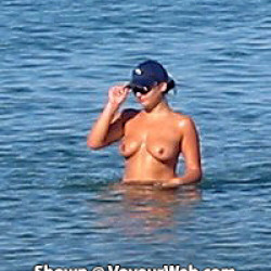 Pic #5 tits and water