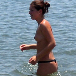 Pic #7 tits and water