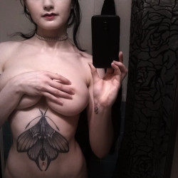 Pic #6 Ms. Rosie Wilde (Ms. Rosie Levine) Selfies (3)