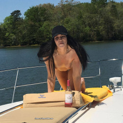 Pic #7 nude in public on the boat