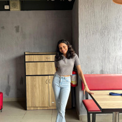 Pic #2 Hot indian college girl Anushka Das sexy pics