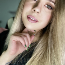 Pic #3 Normal photo, do u like it?